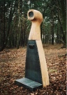 Algimantas Šlapikas
KLAUSYKLA, 2001, medis, metalas, h=200.